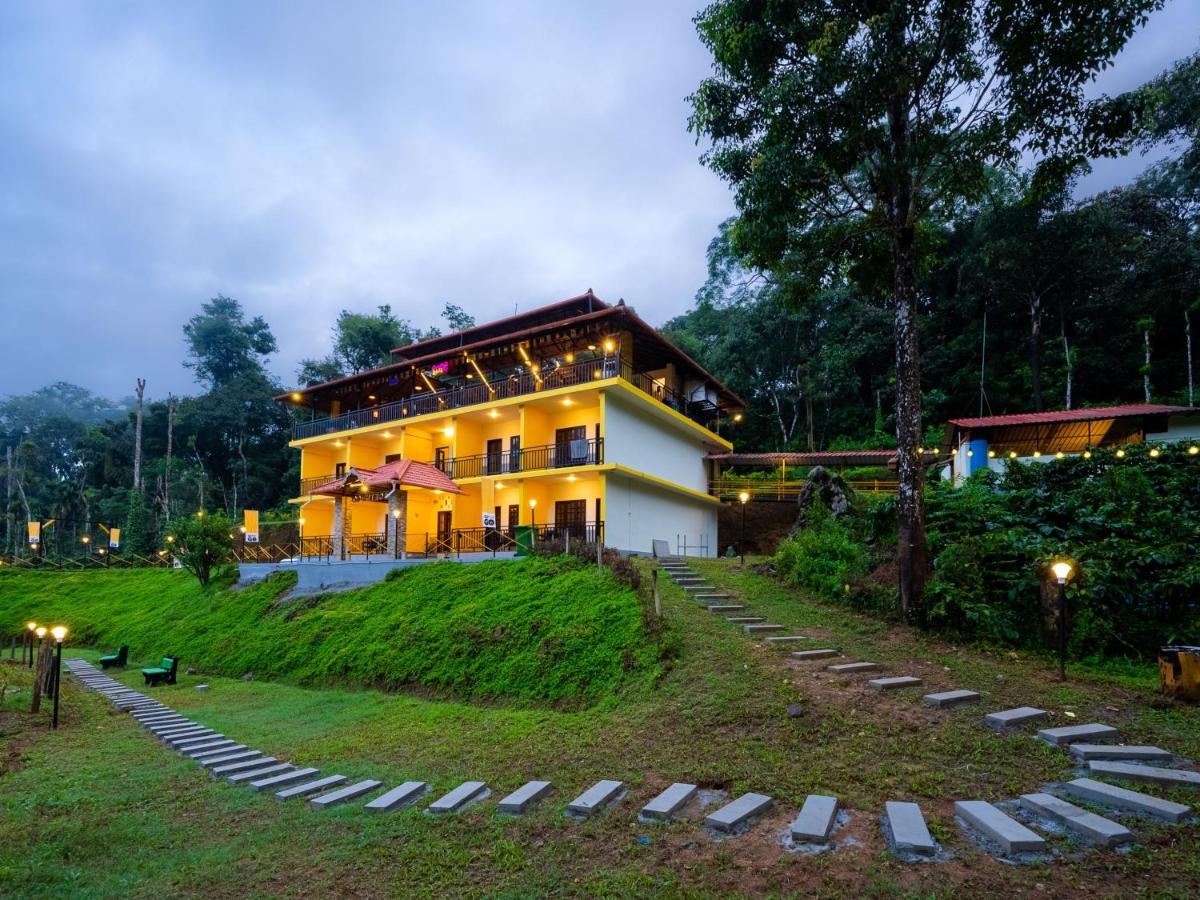 The Hosteller Coorg Rainforest, Мадикери Екстериор снимка