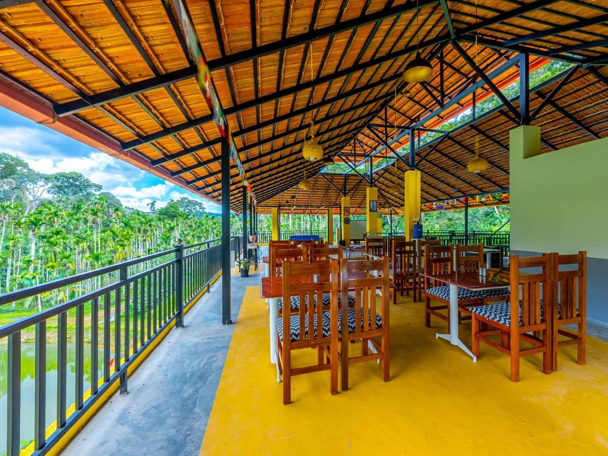 The Hosteller Coorg Rainforest, Мадикери Екстериор снимка
