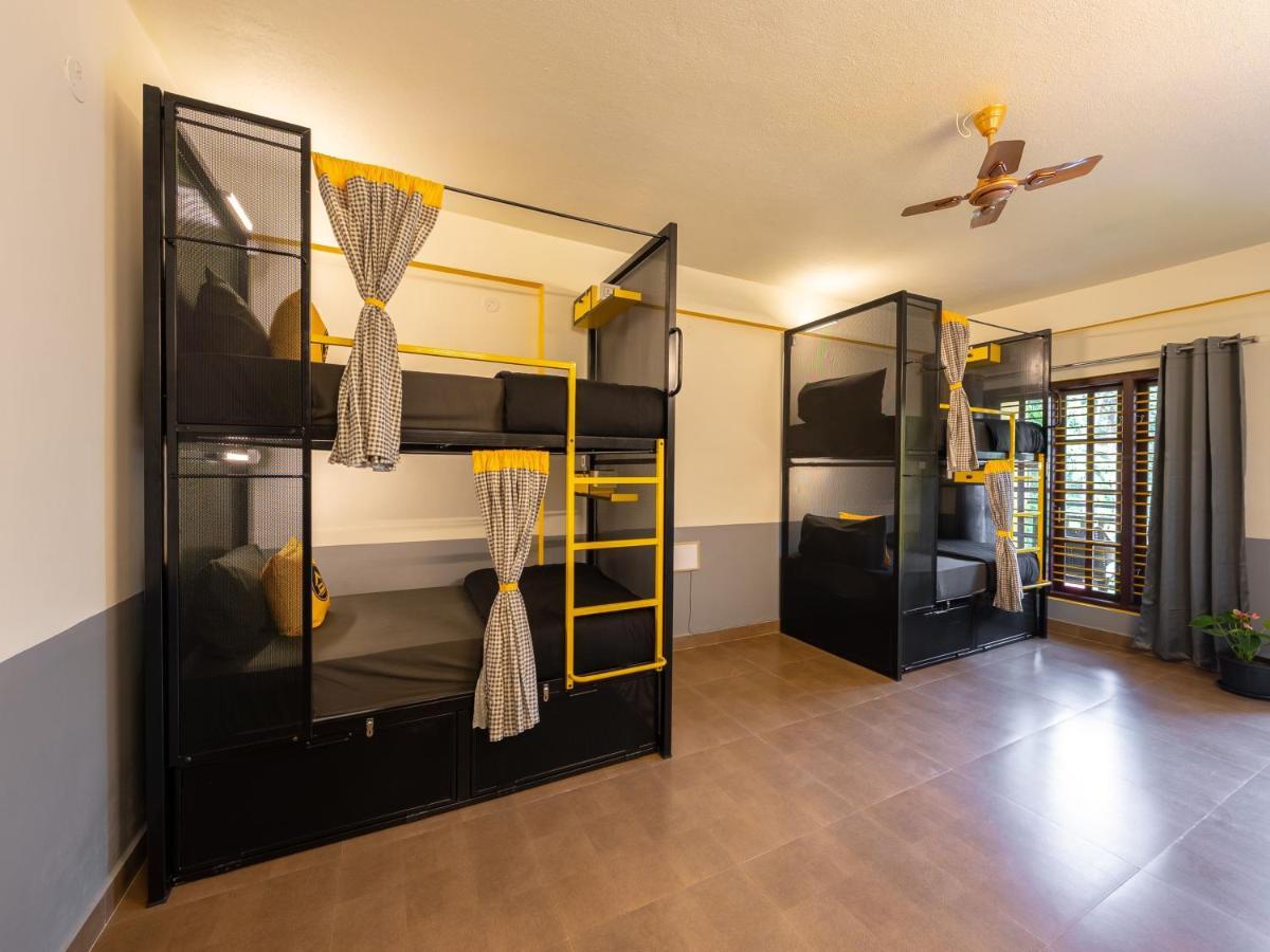 The Hosteller Coorg Rainforest, Мадикери Екстериор снимка