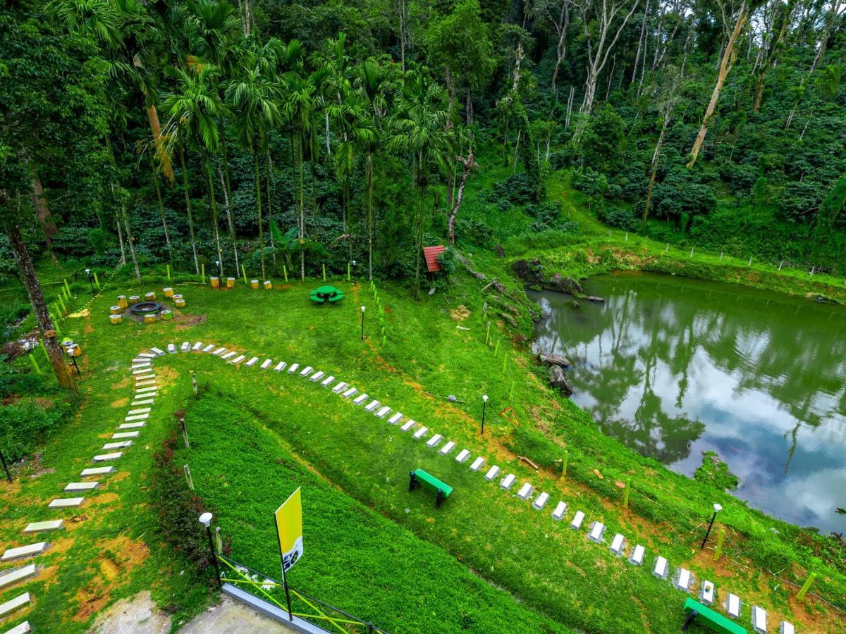 The Hosteller Coorg Rainforest, Мадикери Екстериор снимка